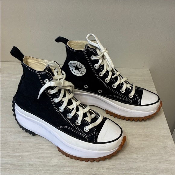 Converse Black and white High-Tops thick platform run star  7 women 5.5 men - Picture 2 of 9